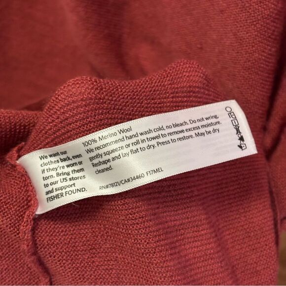 Eileen Fisher red Italian merino wool curved hem oversized
sweater XXS - Picture 5 of 7
